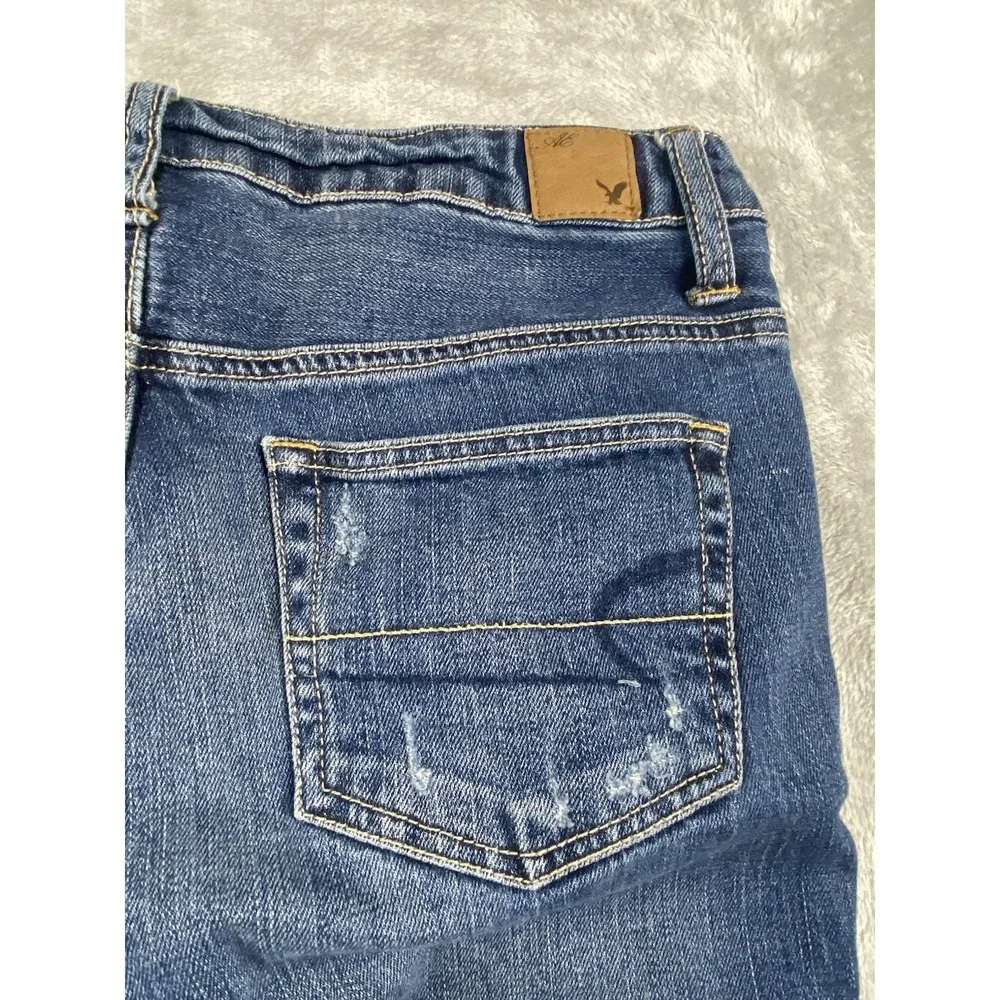 American Eagle Women's‎ Jeans Sz 2   Stretch Slouchy Med Wash Distressed
